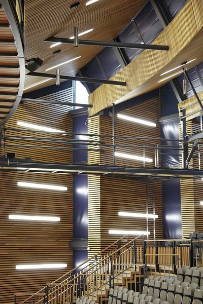 Kierrekaihdinmallisto, Puma, Room shot "Yarm School", Stockton-on-Tees, United Kingdom