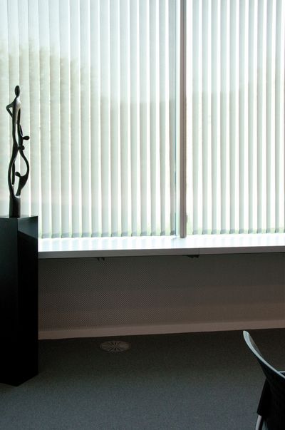 Lamelliverhojärjestelmät, SG 2910, Room shot "Rivella Headquarters", Rothrist, Switzerland