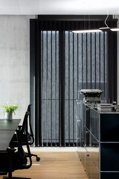 Vertical Blind Systems, SG 2960, Colorama 2, Office, Bern, Switzerland