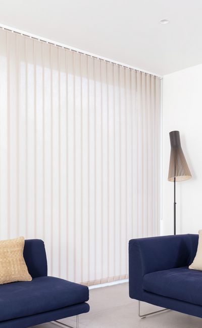 Lamelliverhojärjestelmät, SG 2910, Multi Visio, Gerrards Cross, London, United Kingdom